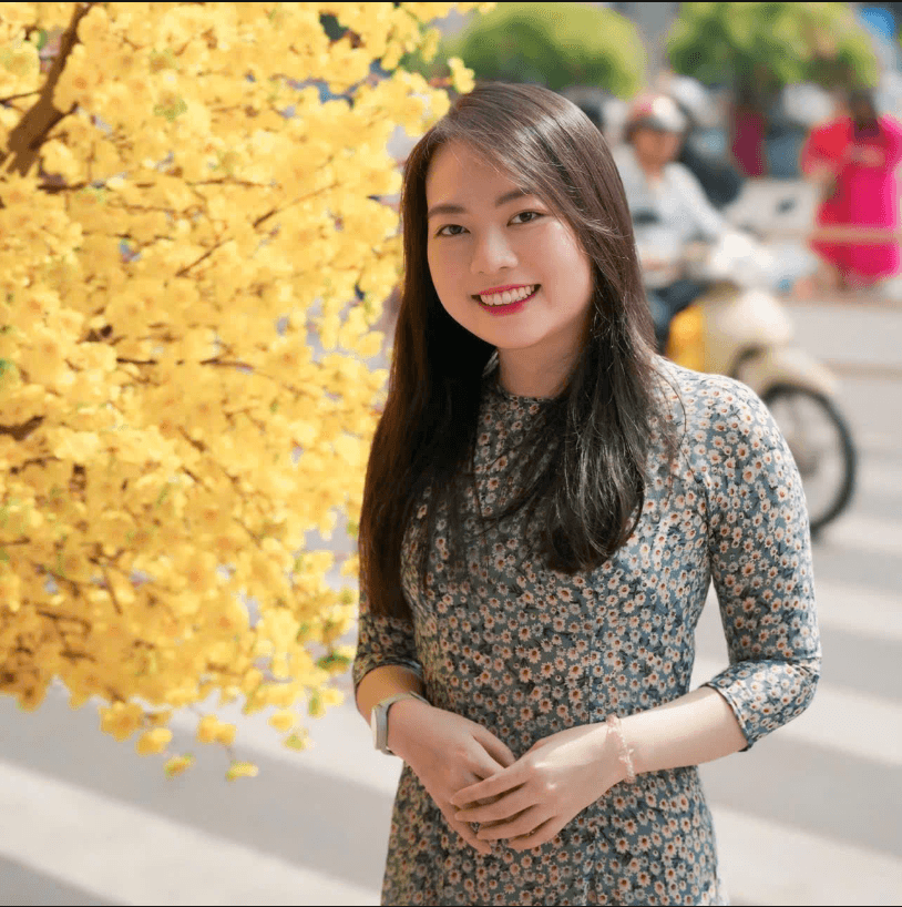 Ms Phượng — giáo viên English for kids